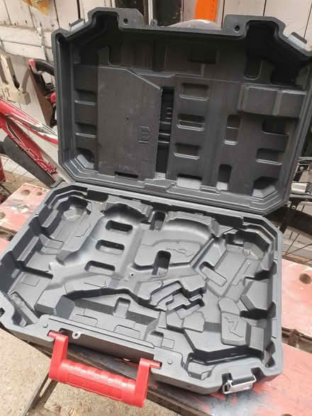 Photo of free Branch cutter toolbox (NG8 wollaton) #1