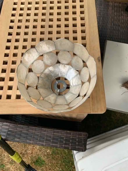 Photo of free Lamp/lightshade (BR3 Elmers End) #3