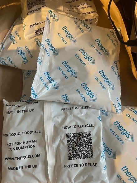 Photo of free 6 ice gel packs from meat delivery (Finsbury Park N4) #1
