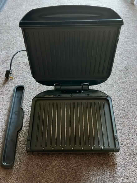 Photo of free George Foreman grill (Houghton Regis LU5) #2