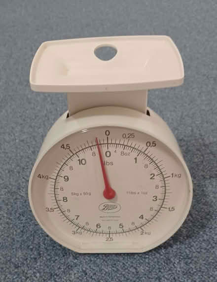 Photo of free Plastic kitchen scales - max weight 5kg (Primrose LA1) #3