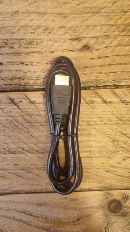 Photo of free HDMI Cable (Reigate RH2) #1