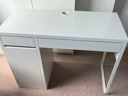 Photo of free Ikea micke desk, white (St James’s Square, Bath) #1