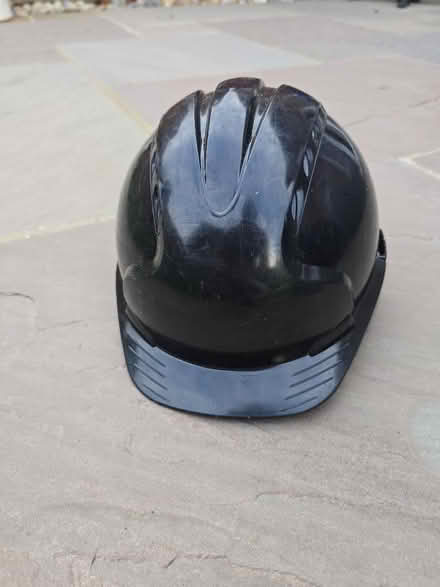 Photo of free Hard hat (Panshanger AL7) #1