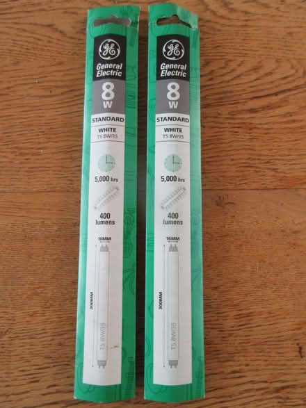 Photo of free 8w 16mm x 300mm white bulbs (Grange Park WA10) #1