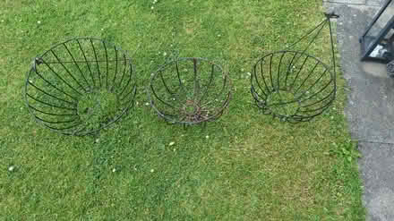 Photo of free Hanging baskets (Broughton CH40RD) #1