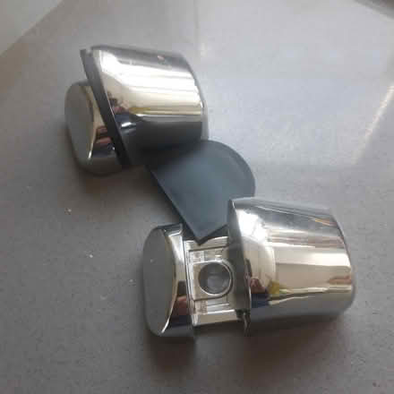 Photo of free Extendable glass shelf support x2 (Bampton OX18) #1