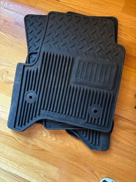Photo of free Midsize SUV all weather mats (South acton) #1