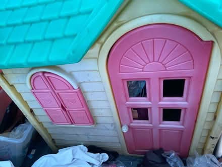 Photo of free Kids indoor outdoor plastic house (Finchley n3) #1