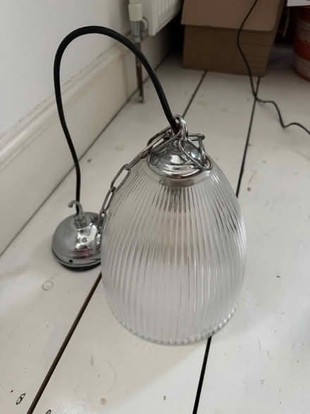 Photo of free Elegant pendant ceiling lampshade (Peckham rye) #3