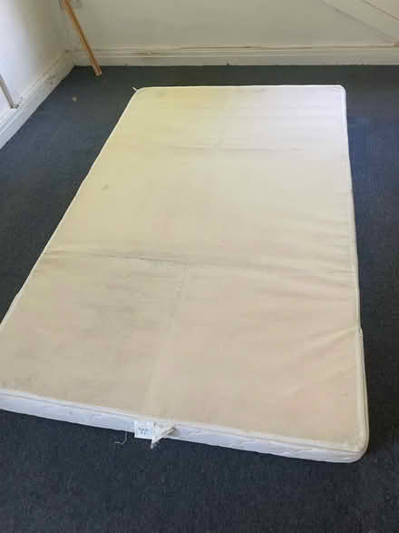 Photo of free Foam double mattress (Skelsmergh LA8) #2