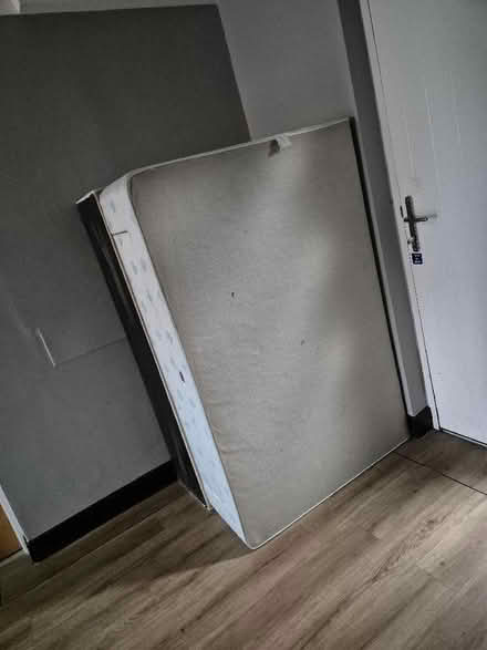 Photo of free King-size Divan bed, memory foam mattress and headboard (Morecambe LA4) #2