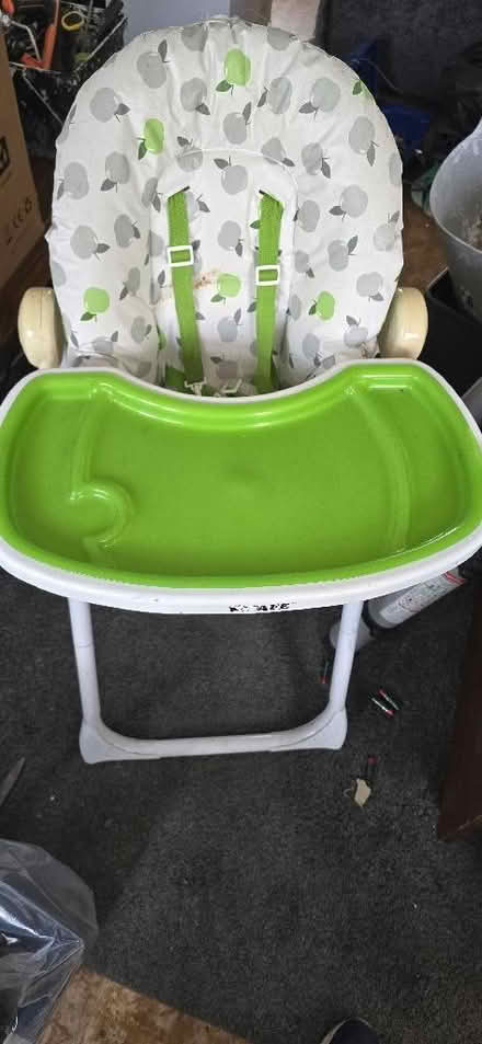 Photo of free I Safe high chair (Perivale W5) #1