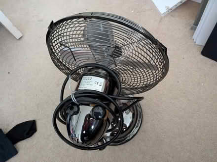 Photo of free Desk fan, does not rotate (Cannon Park CV4) #2