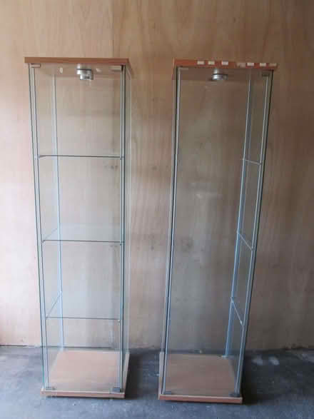 Photo of free Glass Display Cabinets (Idridgehay DE56) #3