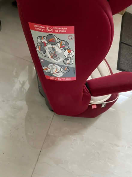 Photo of free Child’s car seat in good condition, (Locks Heath SO31) #3
