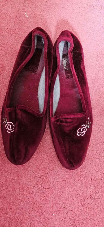 Photo of free Ladies slippers. Size 10 (Stanford in the Vale SN7) #1
