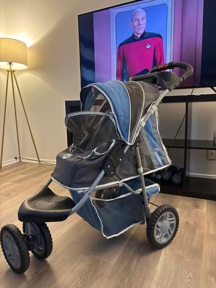 Photo of free Pet stroller (Chamblee) #2