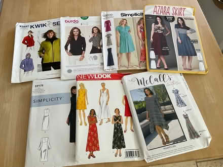 Photo of free Material and Sewing Patterns (Hutton BS24) #2