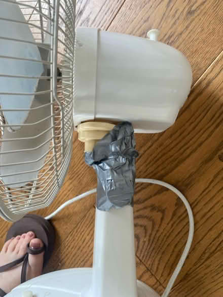 Photo of free Fan working order but broken (TW1 St Margaret’s) #2