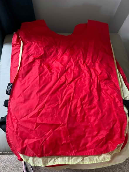 Photo of free Reversible senior sports bibs (St Johns CO4) #1