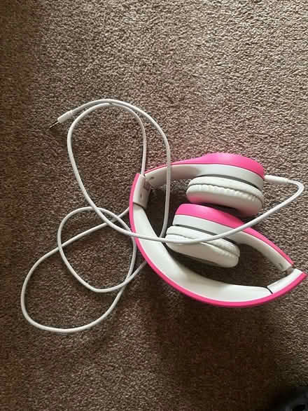 Photo of free Child’s headphones (West Wickham BR4) #1