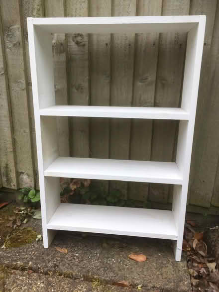 Photo of free Small shelf unit (Caversham RG4) #1