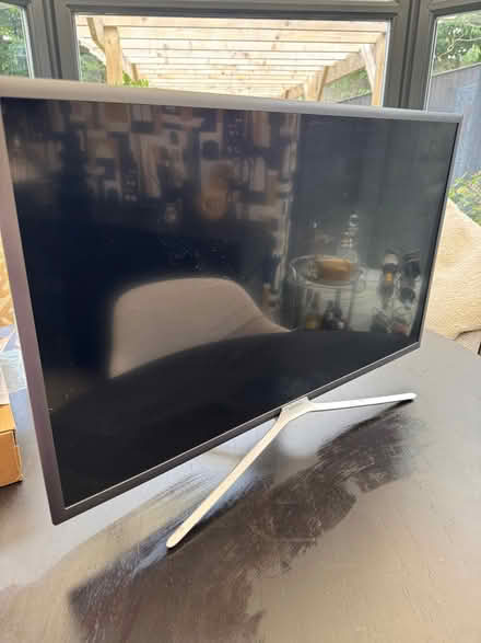 Photo of free TV (Upton CH49) #3