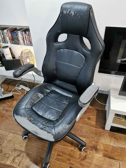 Photo of free Office /Gaming chair (Great Western Park OX11) #2