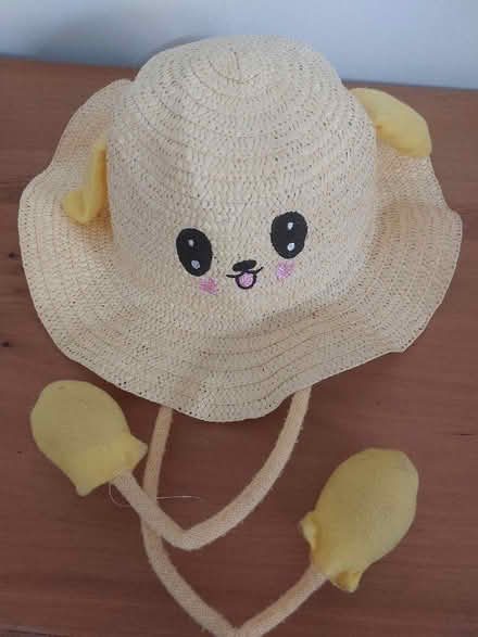 Photo of free Child sunhat (St Helens TN35) #1