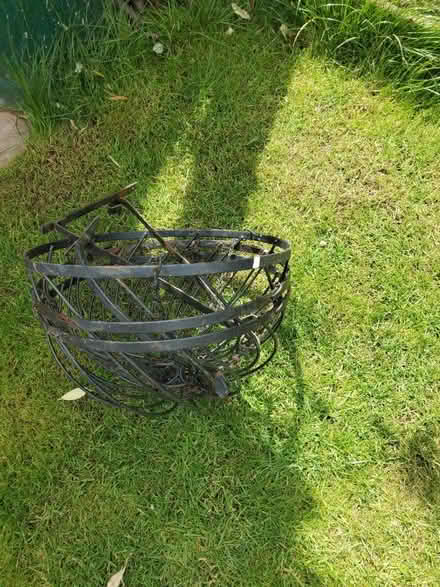 Photo of free 3 hanging baskets (Leominster) #2
