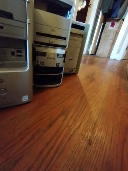 Photo of free Old PCs (Frederick, near Hood College) #2