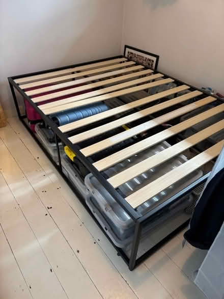 Photo of free Bed frame and mattress (se15 6tl) #4