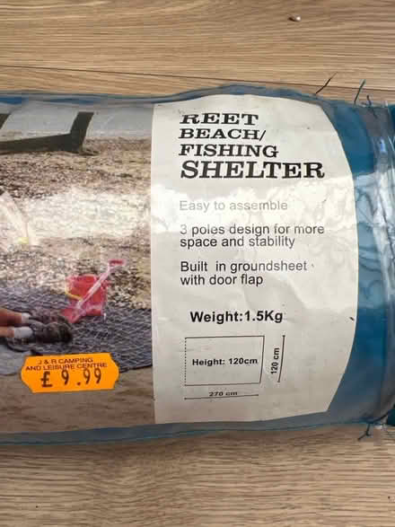 Photo of free fishing / beach shelter (Hollins BL9) #2