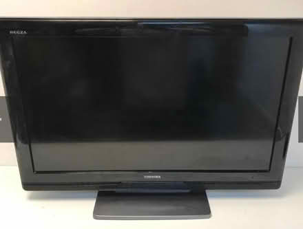 Photo of free TOSHIBA TV 32AV554D working order (North Cricklewood NW2) #1