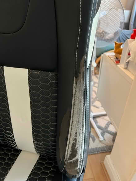 Photo of free Office/gamer chair (Harrow) #3