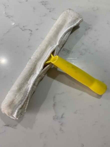 Photo of free Window cleaner head (City Centre NR3) #1