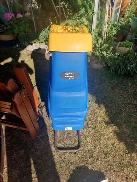 Photo of free Garden shredder (Kingswinford DY6) #1