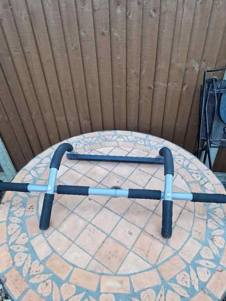 Photo of free Gym pull up bar (North Town SL6) #1