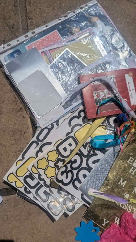 Photo of free Craft Bits, Card Making, Stickers (DA2) #2