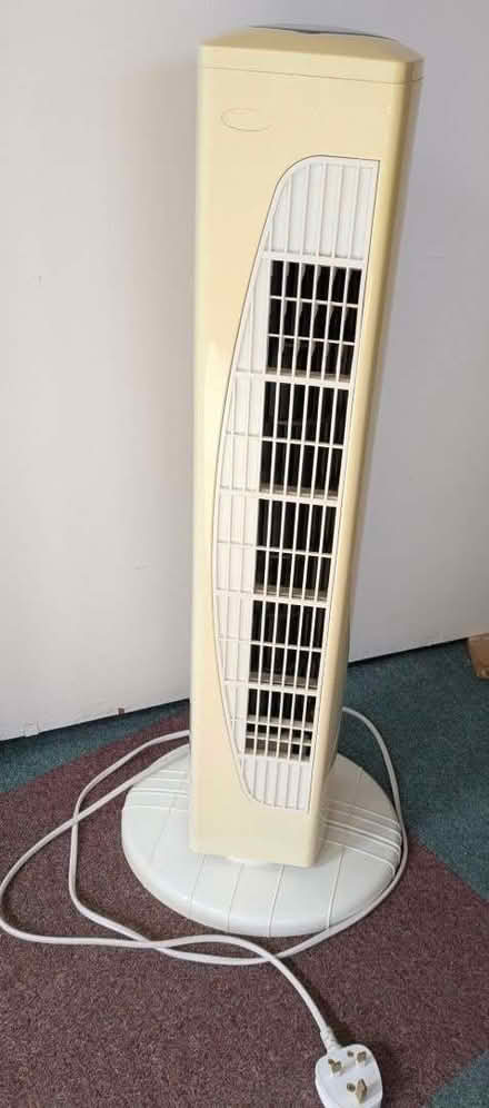 Photo of free Tower fan (Sheet GU32) #1