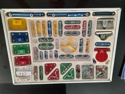 Photo of free Electronics Set (Little Kingshill HP16) #2