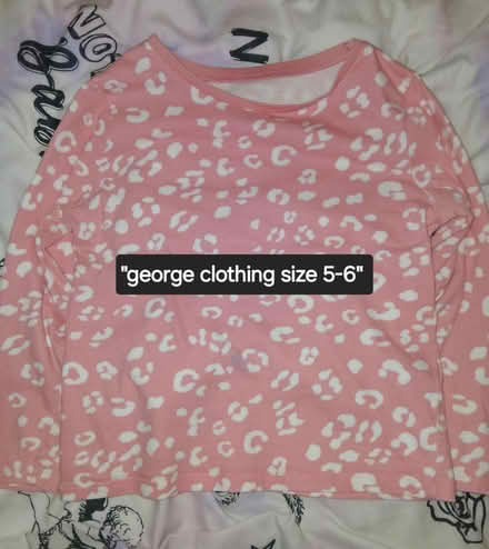 Photo of free Kids clothes size 4,5,6,7 (Kennington) #3