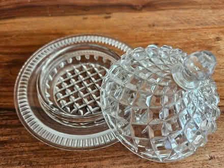 Photo of free Vintage crystal glass butter dome (Chesham HP5) #2