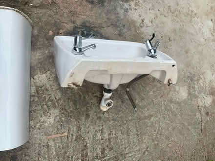 Photo of free Sink (High Wycombe) #1