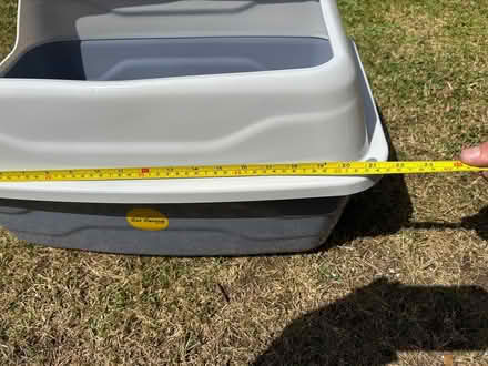 Photo of free Cat litter box (Sigglesthorne HU11) #4
