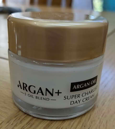 Photo of free Argan Oil Day Cream (Sheet GU32) #1