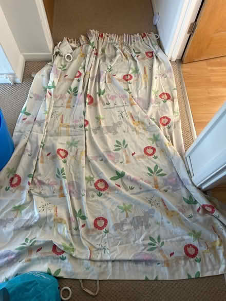 Photo of free Pair of white children’s curtains (RG10 - near Twyford rail) #2