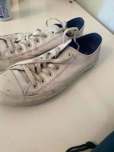 Photo of free Converse size 8 (Chingford E4) #3