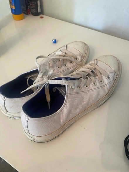 Photo of free Converse size 8 (Chingford E4) #4